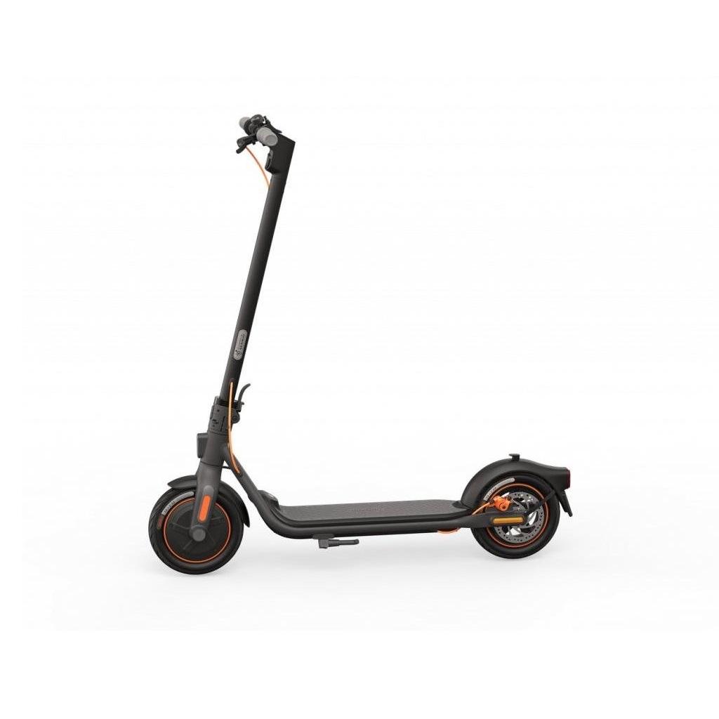 Ninebot F40 elektrická kolobežka